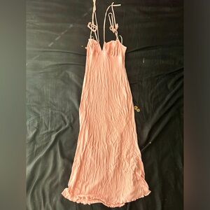 Pink bodycon dress